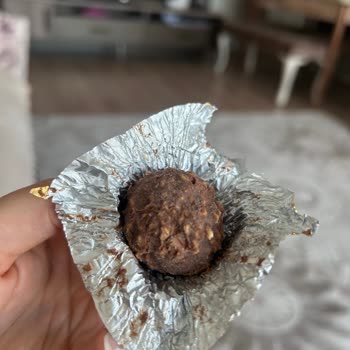 Aldığım Ferrero Rocher Ürününde Bozukluk Ve Yetersiz Müşteri Hizmeti Deneyimi