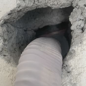 Klima Montajında Duvarlara Verilen Zarar Ve Çözülmeyen Mağduriyet