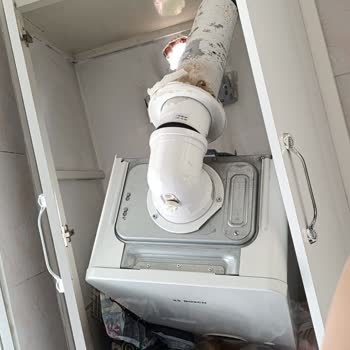 Kombi Duvardan Düştü Servis Yardımcı Olmadı