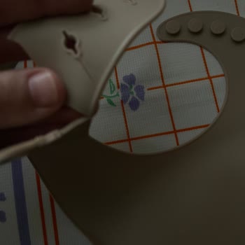 Oioi Mağazasından Alınan Önlüğün Kısa Sürede Yırtılması Hayal Kırıklığı