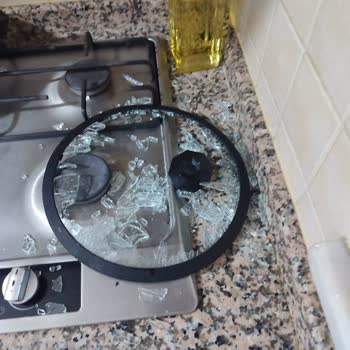 Karaca Tencere Kapakları Sürekli Patlıyor, Müşteri Hizmetlerine Ulaşmak Zor