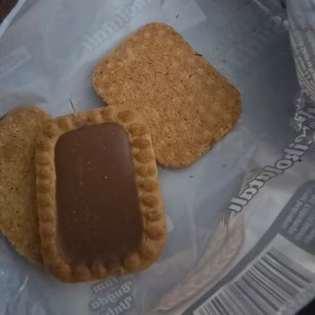 Bisküvide Sert Yabancı Madde Tespiti