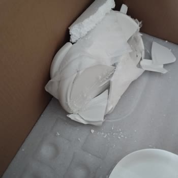 Çeyiz Setimde Eksik Ve Kırık Parçalar Teslim Edilmedi