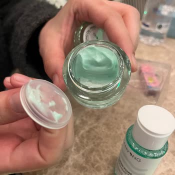 Satın Aldığım Akne Karşıtı Setin Kremi Neredeyse Boş Çıktı