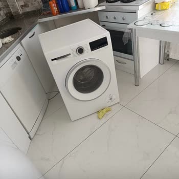 Yeni Çamaşır Makinesi Kurulumu Sırasında Evimde Oluşan Hasar Ve Servis Mağduriyeti