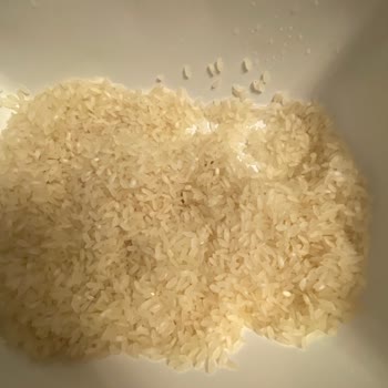 Aldığım Pirinç Paketinden Kurtçuklar Çıktı Mağduriyetimin Giderilmesini İstiyorum