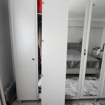 Teslim Edilen Dolapta Eksik Ve Hasarlı Parçalar, Servis Desteği Sağlanmıyor