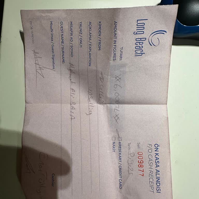 Rezervasyonda Belirtilmeyen Küçük Oda Ve Ekstra Ücret Mağduriyeti