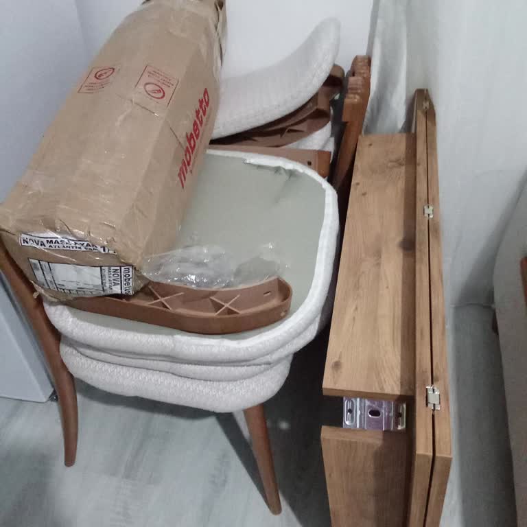 Görselden Seçtiğim Sandalyeler Plastik Çıktı, İade Talebim Reddedildi