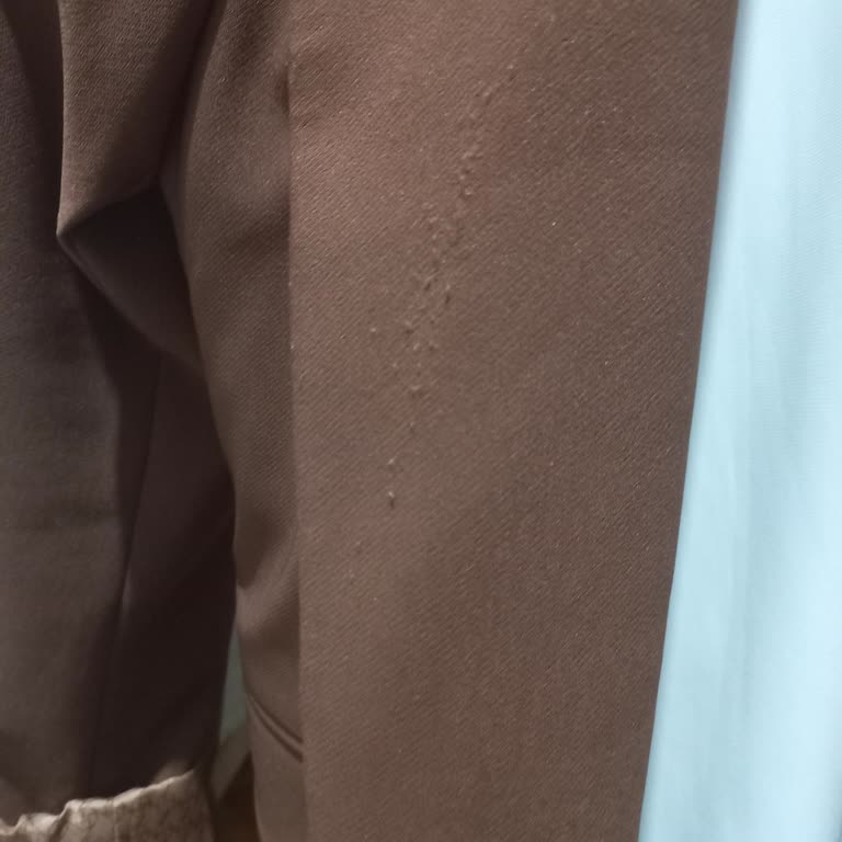 Kısa Sürede Tüylenen Ceket Ve Yetersiz Müşteri Hizmeti Nedeniyle Hayal Kırıklığı