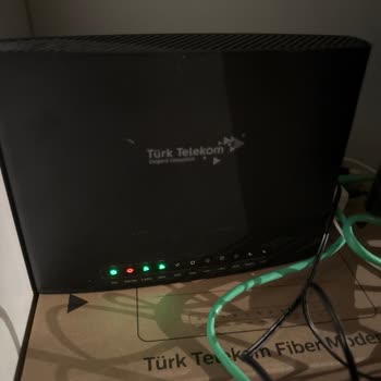 Yeni Abonelikte Eski Modem Ve Günlerdir Çözülemeyen İnternet Sorunu