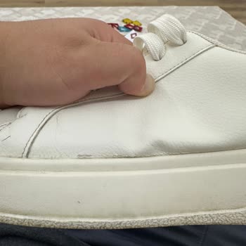 Zara Ayakkabım Kısa Sürede Çatladı Ve Destek Alamadım