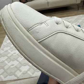 Zara Ayakkabım Kısa Sürede Çatladı Ve Destek Alamadım