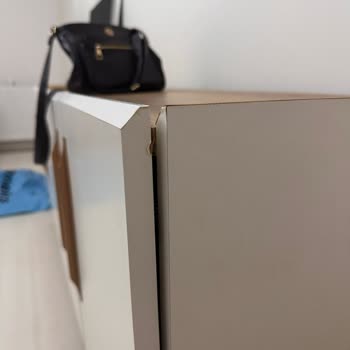 Kırık Ve Eksik Mobilya, Saygısız Hizmet: Çözüm Bekliyorum!