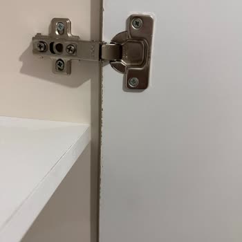 Kırık Ve Eksik Mobilya, Saygısız Hizmet: Çözüm Bekliyorum!