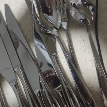 Aryıldız Çelik Çatal Bıçak Takımı Hemen Paslandı, Müşteri Hizmetleri Yanıt Vermiyor