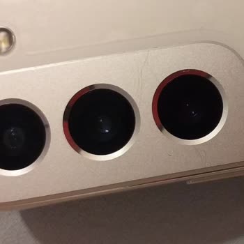 Yeni Alınan Samsung Galaxy S22'de Sürekli Isınma, Batarya Sorunu Ve Servis Sonrası Çizikler