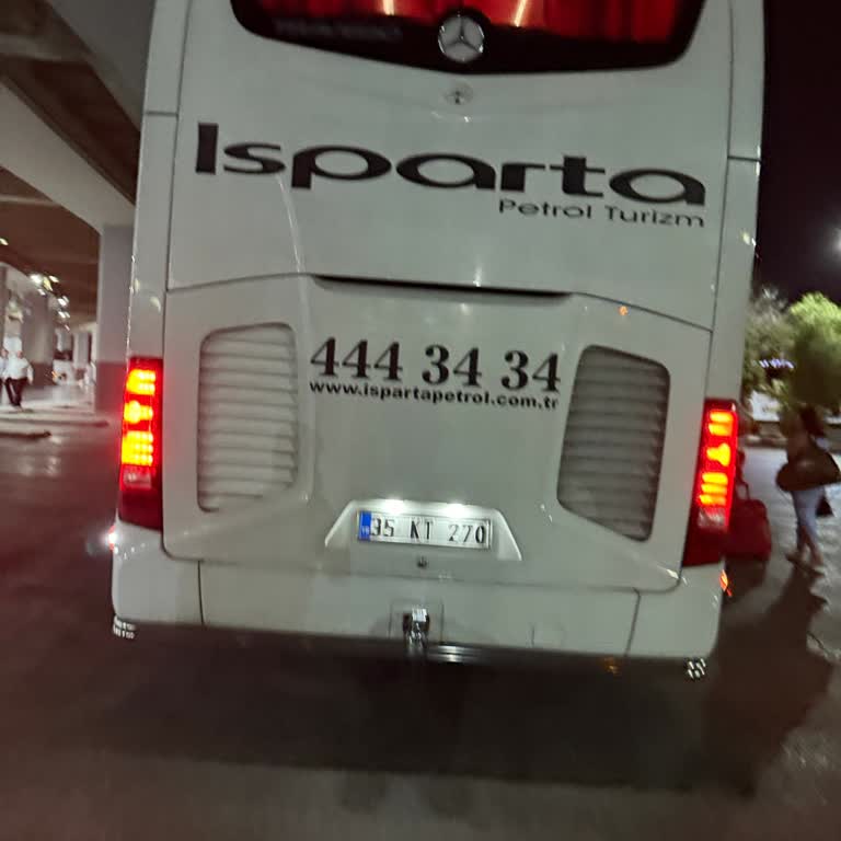 Otobüs Gecikmesi Ve İlgisiz Müşteri Hizmeti Nedeniyle Mağduriyet