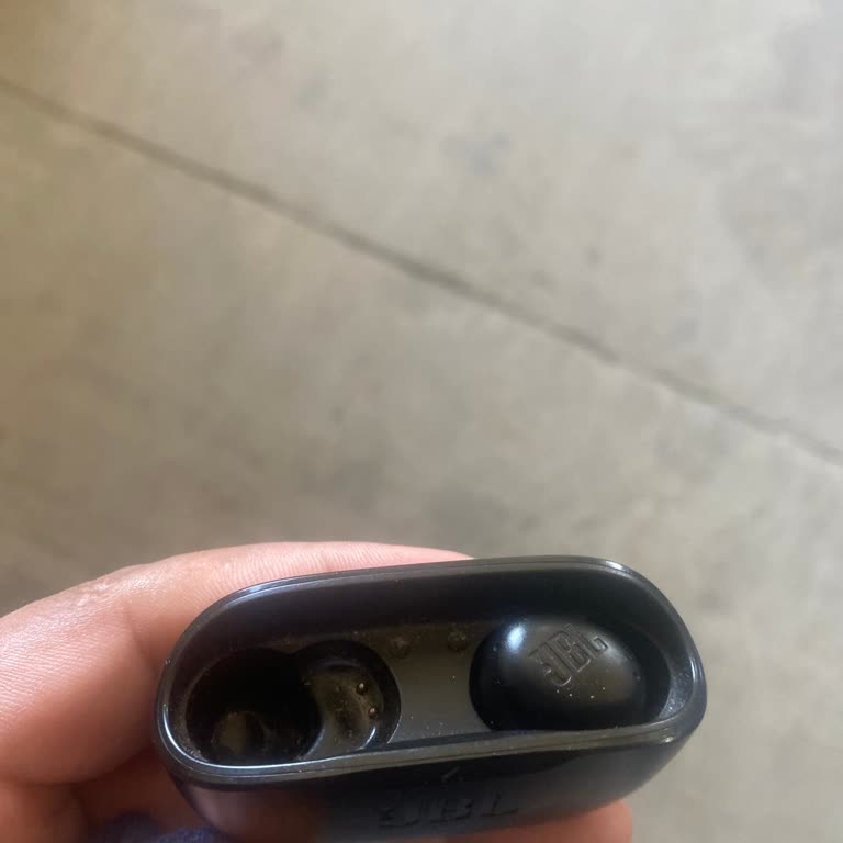 Kaybolan JBL Kulaklık Parçası İçin Yardım Ve Parça Temini Talebi