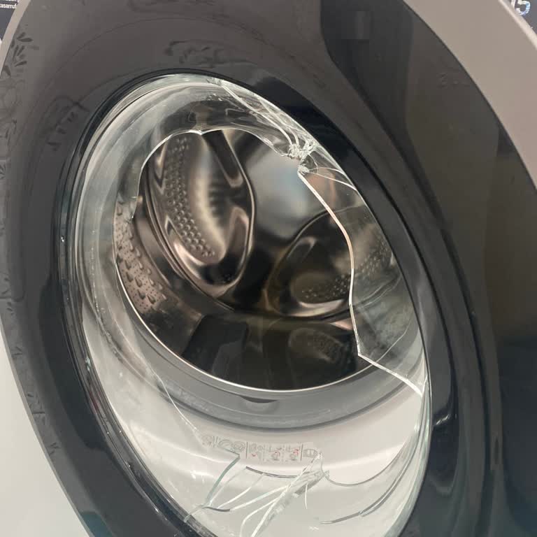 Çamaşır Makinesi Camı Kendiliğinden Kırıldı, Garanti Kapsamı Dışında Bırakıldı