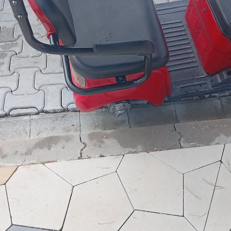 Küba Optimus Max Motosikletin Arka Jantı Sürekli Kırılıyor, Garanti Kapsamında Çözüm İsteniyor