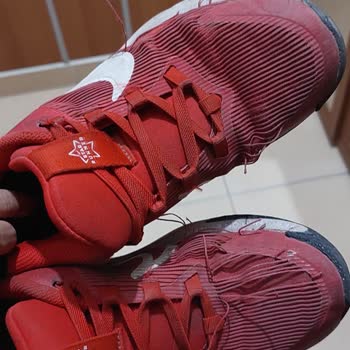 Kısa Sürede Deforme Olan Nike Çocuk Ayakkabısına Boyner’den Ret Cevabı