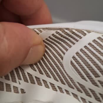 Kısa Sürede Açılan Ayakkabı Ve Olumsuz İnceleme Sonucu