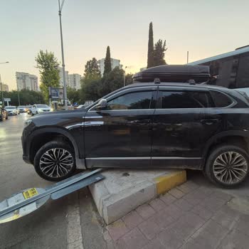 Togg Yetkili Serviste Haftalardır Bekleyen Araç İçin Çözüm Bekliyorum