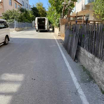 Gigafiber Altyapı Kabloları Söküldü, Dış Cephede Zarar Oluştu Ve Çözüm Sunulmadı