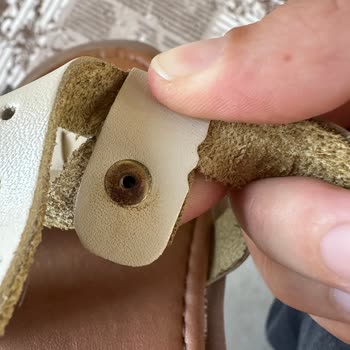 Kısa Sürede Paslanan Sandalet İçin İade Talebim Reddedildi