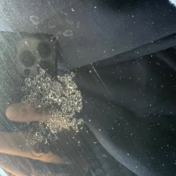 Renault Megane E-Tech Tavan Soyulması Garanti Kapsamında Değerlendirilmedi