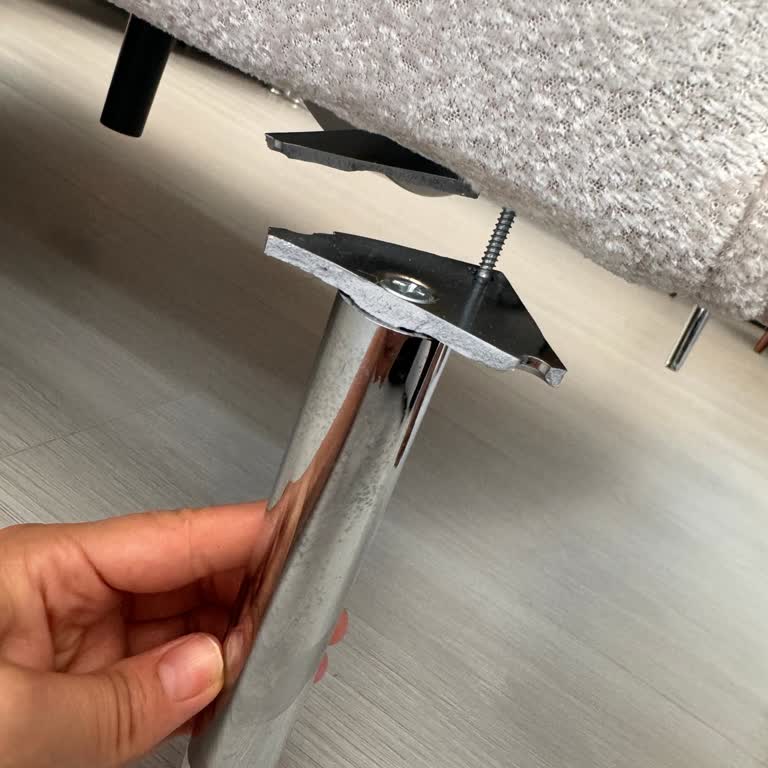 Yeni Alınan Koltuk Takımında Sürekli Sorun Ve Haksız Servis Ücreti