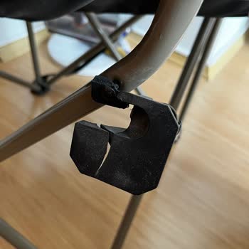 Garanti Kapsamındaki Sandalyelerde Kırılma Ve Yetersiz Destek