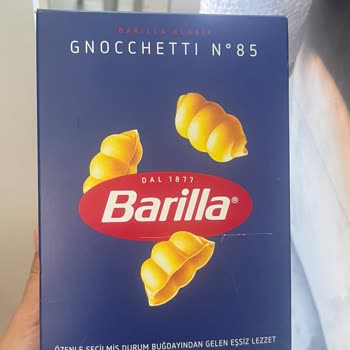 Makarnada Mavi Renkli Parça Hijyen Endişesi Yaşattı