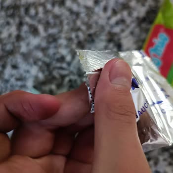 Aldığım Noodle Ürününün Sos Paketi Patlak Ve Tadı Değişmiş Çıktı