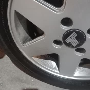 Dry Car Care Aracım Yeterince Temizlenmedi, Çalışanların Olumsuz Tavrı Ve Ücret İadesi Talebim