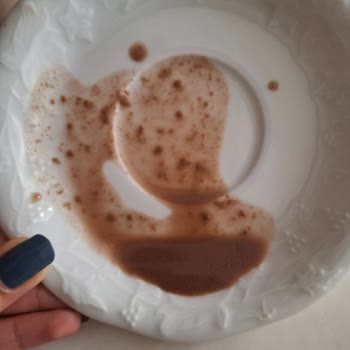 Sütaş Çikolatalı Sütte Jelimsi Parçalarla Karşılaştım