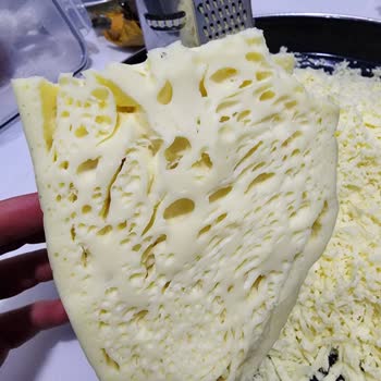 İdefix Aldığım Kaşar Peynirinin Bozuk Çıkması ve Ulaşılamayan Müşteri Hizmeti