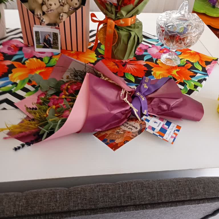 Sipariş Ettiğim Çiçek Beklediğimden Küçük Ve Farklı Geldi