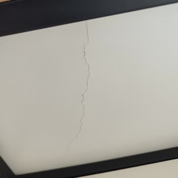 Teslim Edilen Mobilyalarda Hasar Ve Eksik Parça, Servis Çözüm Sunmuyor