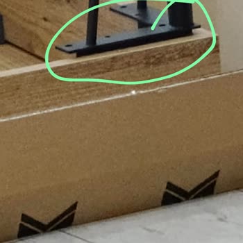 Teslim Edilen Mobilyalarda Hasar Ve Eksik Parça, Servis Çözüm Sunmuyor