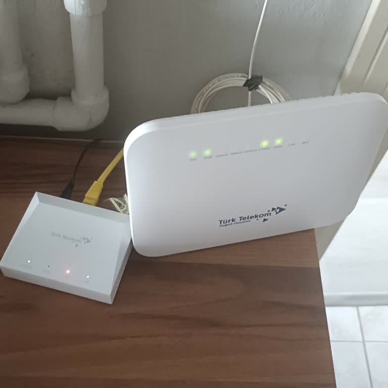 5 Gündür Kesilen İnternet İçin Çözüm Ve Bilgilendirme Bekliyorum