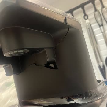 Pro Esnaf Kırık Gelen Kahve Makinesi İçin Çözüm Bekliyorum, Mağduriyetim Giderilmiyor