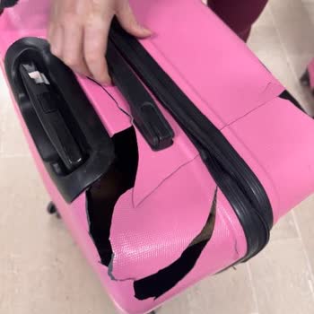 Pegasus Uçuşunda Hasarlı Bagaj Ve İlgisiz Müşteri Hizmeti