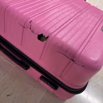 Pegasus Uçuşunda Hasarlı Bagaj Ve İlgisiz Müşteri Hizmeti