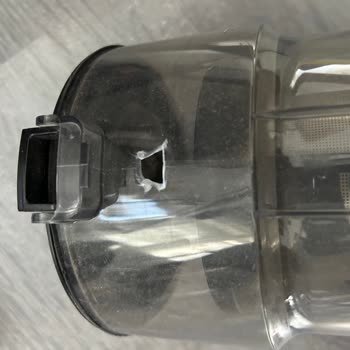 Beko Şarjlı Süpürgede Tekrarlayan Toz Haznesi Kırılması Mağduriyeti