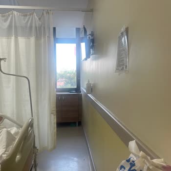 Yetersiz Oda Koşulları, Bilgi Eksikliği Ve Personel Davranışları Nedeniyle Hayal Kırıklığı Yaşadık