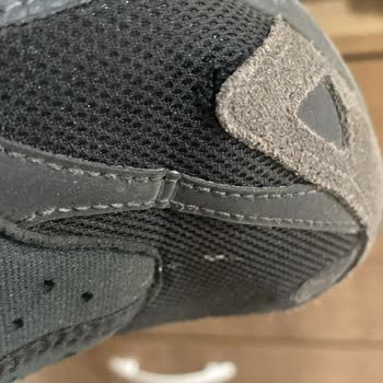 Satın Aldığım Nike Air Ayakkabıda Kısa Sürede File Deformasyonu Ve Yetersiz İnceleme Cevabı