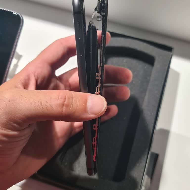 Satın Aldığım Telefonun Pil Ve Arka Kapak Sorunu