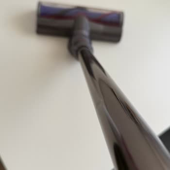 Garanti Kapsamındaki Dyson Süpürgem Hasarlı Ve Eksik Parçalarla Teslim Edildi, Çözüm Sunulmuyor